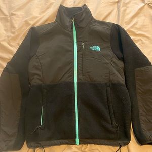 The North Face Women’s Denali Fleece